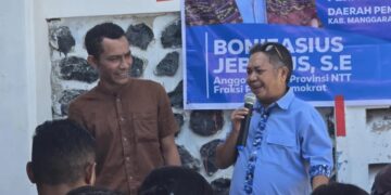 Jalan Rusak di Desa Mokel Jadi Sorotan, Boni Jebarus: ‘Itu Tanggung Jawab Pemkab Manggarai Timur’