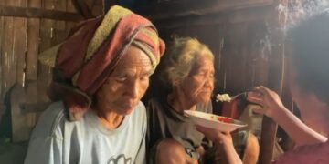 Cahaya Terakhir Ende Dora: “Kisah Lansia dari Kampung Lalang yang Menjalani Hidup dalam Gelap dan Keterbatasan”